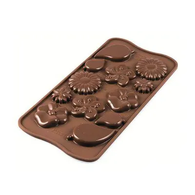 Silikonová forma Silikomart Choco Garden s květinovými a motýlkovými motivy na výrobu čokoládových pralinek