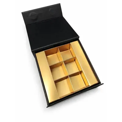 Krabička na 6 pralinek s magnetem černá, 12 x 12 x 4 cm