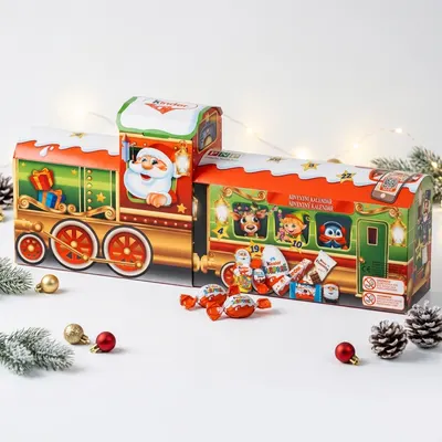 kinder Adventní kalendář vláček - Mašinka se Santou 226 g