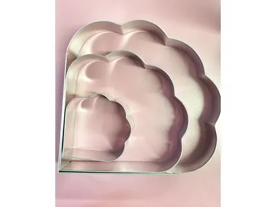 Dortový ráfek vějíř 15 × 13,5 cm, výška 6 cm, plech