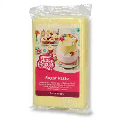 Potahovací hmota pastelově žlutá FunCakes, 250 g