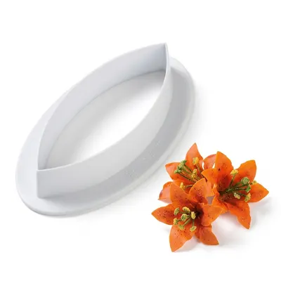 Vykrajovátko plastové lilie 8,5 x 3,4 cm, 1 ks