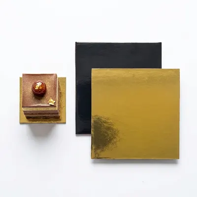 Podložka zlato-černá na minidezert 9x9 cm, 100 ks