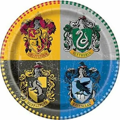 Papírové party talíře Unique s motivem Harry Potter o průměru 23 cm na oslavu