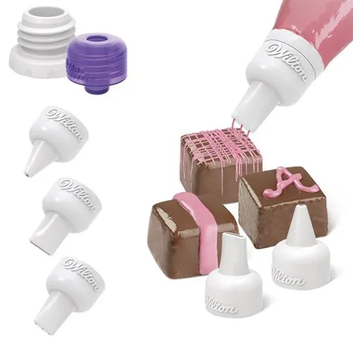 Sada cukrářských nástavců Wilton pro dekorování polevou Candy Melts a čokoládou, včetně tipů na mrholení, psaní a stuhy