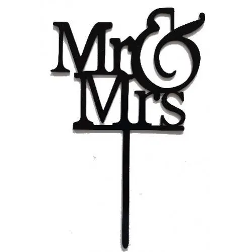Černý plastový zápich do dortu s nápisem Mr & Mrs na svatební dort