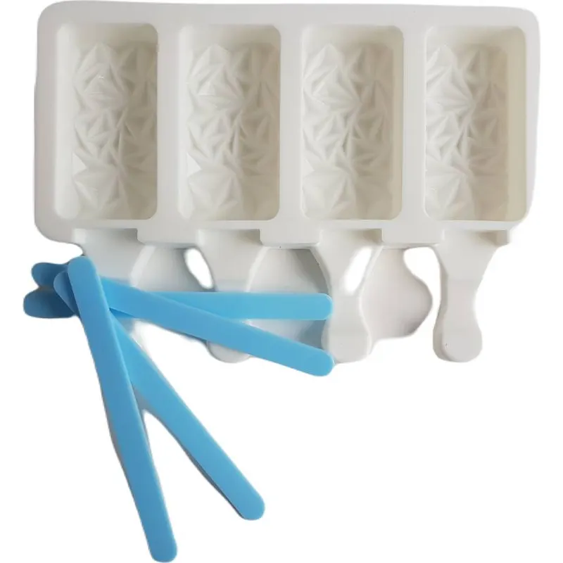 Silikonová forma na domácí nanuky od značky Cakesicq s jednotlivými tvary o velikosti 7 x 3,5 cm