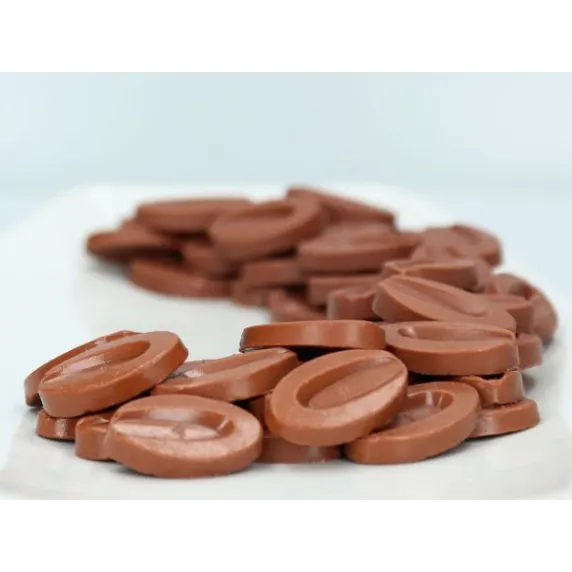 Mléčná čokoládová kuvertura Valrhona Tropilia Lactée 29 % v balení 200 g pro pralinky, ganache a polevy