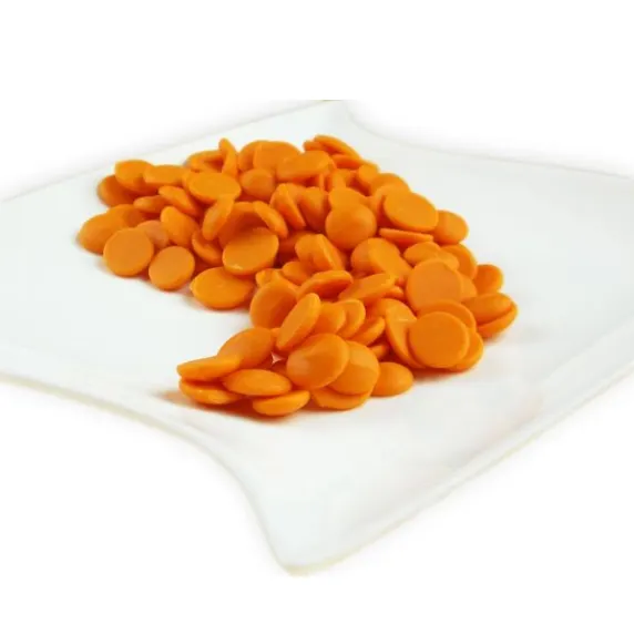 Callebaut pomerančové callets na bázi kakaového másla od značky Cake Masters v balení 200 g