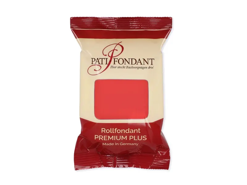 Německá potahovací hmota Pati Premium v červené barvě, balení 250 g, na potahování a modelování dortů