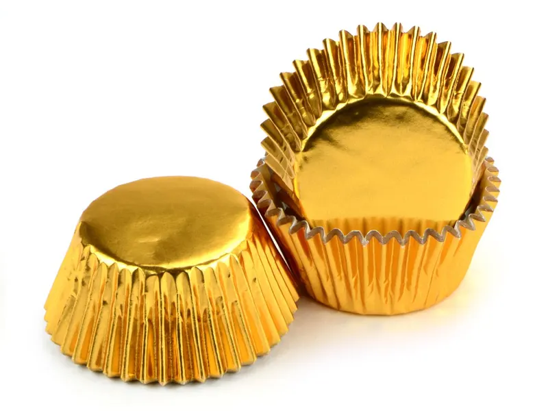 Zlaté střední cukrářské košíčky na malé muffiny značky Cake Masters