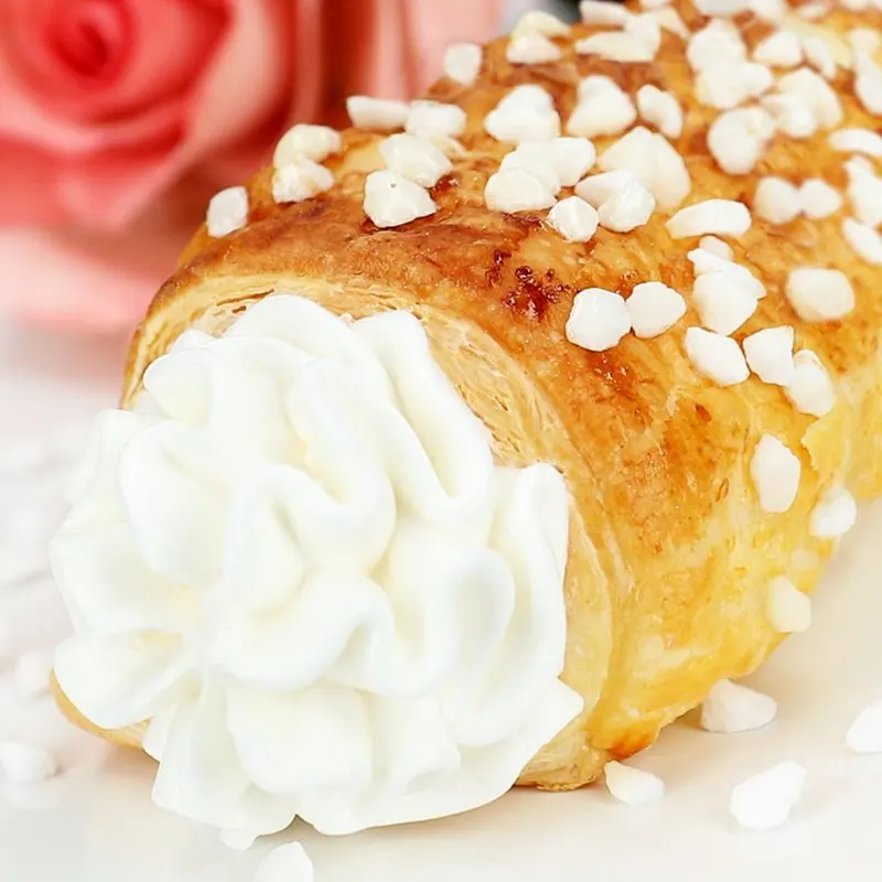 Směs na krém do kremrolí a trubiček Cake Masters o hmotnosti 450 g