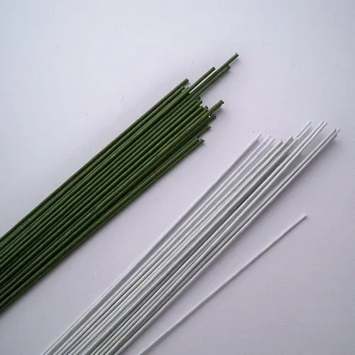 Zelený aranžérský drátek 0,32 mm s floristickou páskou pro tvarování květin a listů, balení 50 kusů po 36 cm