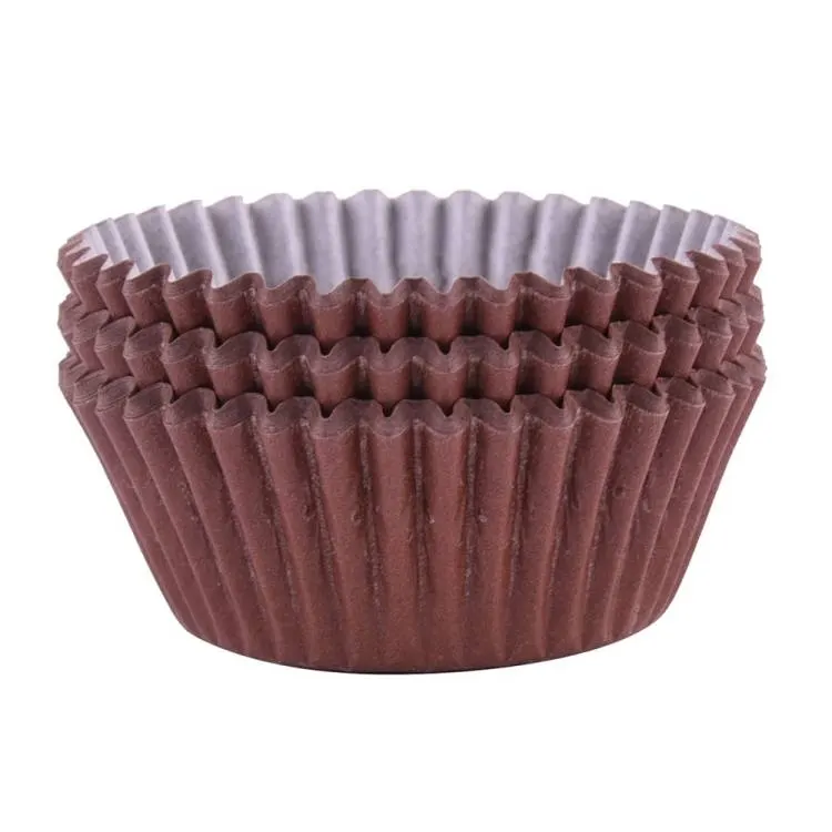 Hnědé papírové košíčky na muffiny značky PME, balení 60 kusů, vhodné na pečení muffinů a cupcakes
