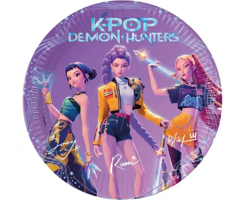 Papírové dortové talíře s motivem K-POP Demon Hunters o průměru 23 cm, balení 8 ks na party
