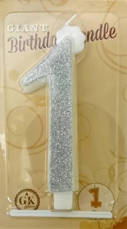 Stříbrná dortová svíčka ve tvaru číslice 1 s metalickým povrchem na oslavu narozenin nebo výročí