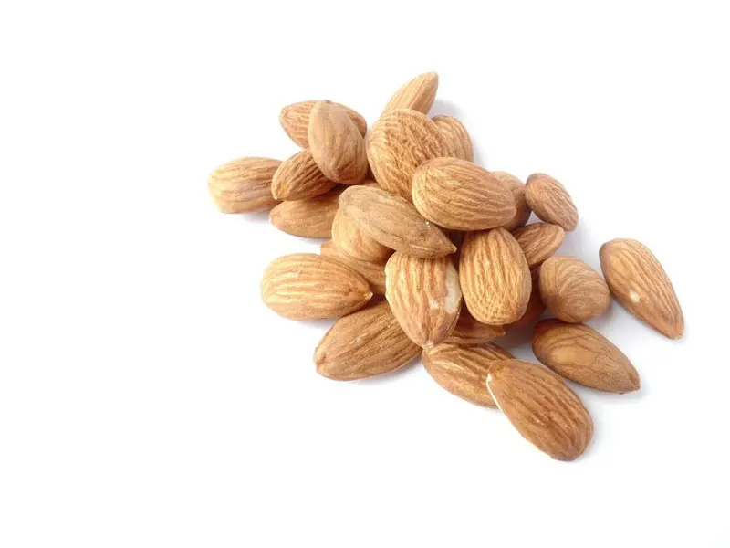 Mandlová fondánová hmota Formix na potahování dortů a modelování, bílá, balení 1 kg