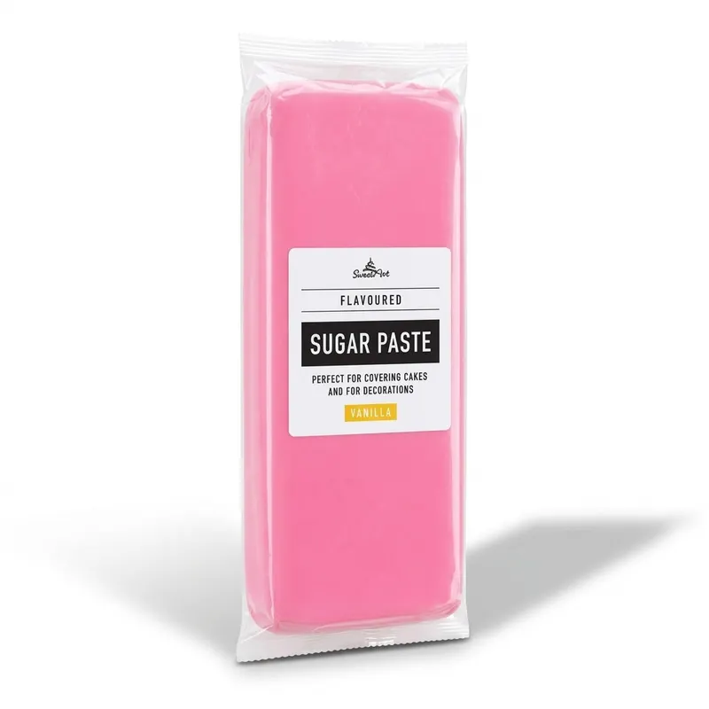 Růžový vanilkový potahovací fondán SweetArt v balení 1 kg na potahování a zdobení dortů