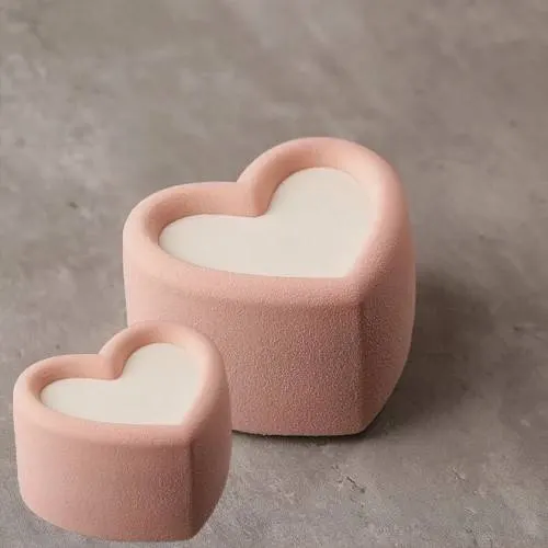 Silikonová forma ve tvaru srdce na pečení a mražené dezerty, rozměr 12 x 11,5 cm a výška 6,5 cm