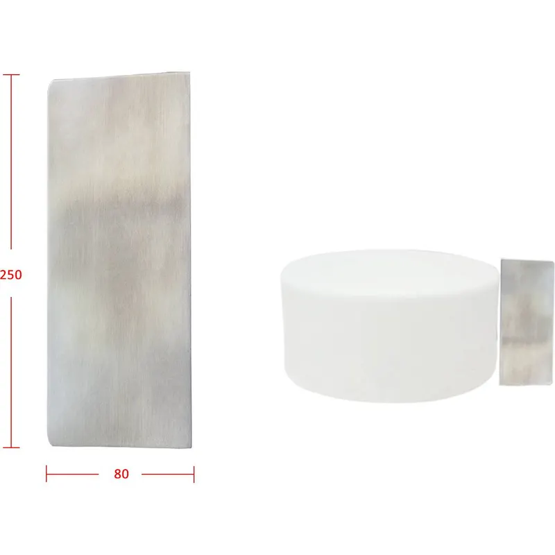 Japonská stěrka Cakesicq o rozměrech 25 x 8 cm na uhlazení krému a polevy na dortu