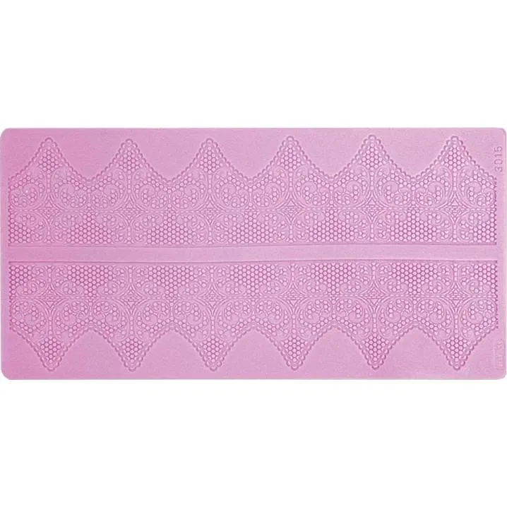 Silikonová forma na výrobu jedlé krajky pro zdobení dortů o rozměru 38x18 cm od značky Cakesicq