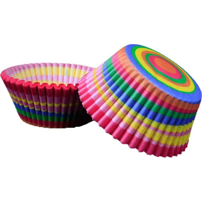 Duhové papírové košíčky Cakesicq na muffiny a cupcakes o velikosti 50x30 mm, balení 50 kusů