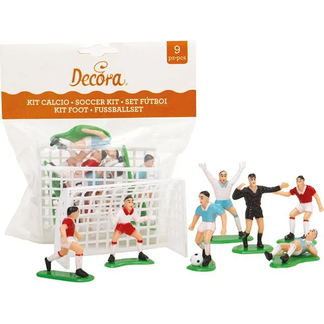 Figurka fotbalistů značky Decora na zdobení dortu pro fanoušky fotbalu