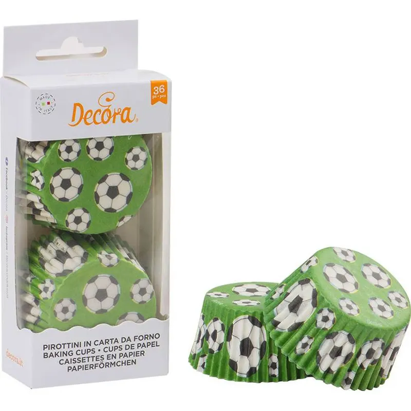 Papírové košíčky na muffiny s fotbalovým motivem, balení 36 kusů o rozměru 50 x 32 mm od značky Decora