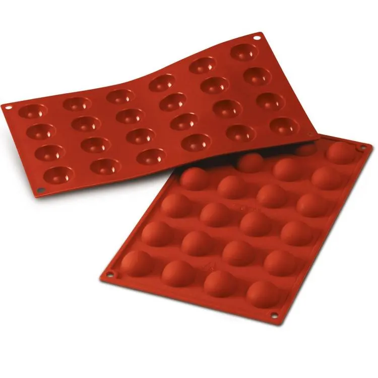 Silikonová forma Silikomart na 24 miniaturních polokoulí o průměru 3 cm pro semifreddo, bavarois a zákusky