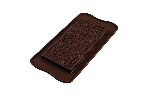 Silikonová forma Silikomart Love Choco Bar na tabulkovou čokoládu se srdíčky pro domácí výrobu dárků