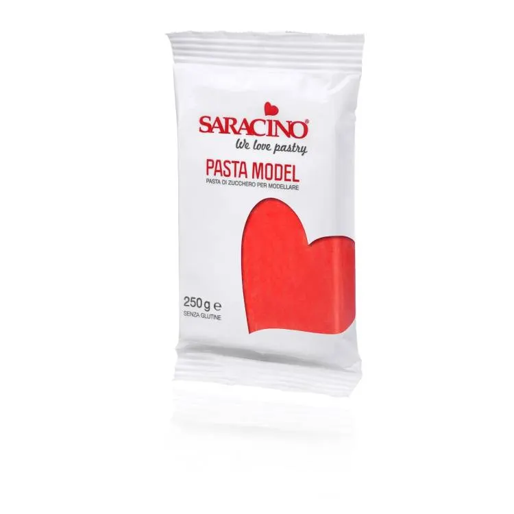 Červený modelovací fondán Saracino na dort, 250 g, italská cukrářská hmota pro tvorbu figurek a květin