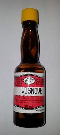 Potravinářské višňové aroma Aroco v lahvičce o objemu 20 ml pro ochucení dortů, krémů a těst