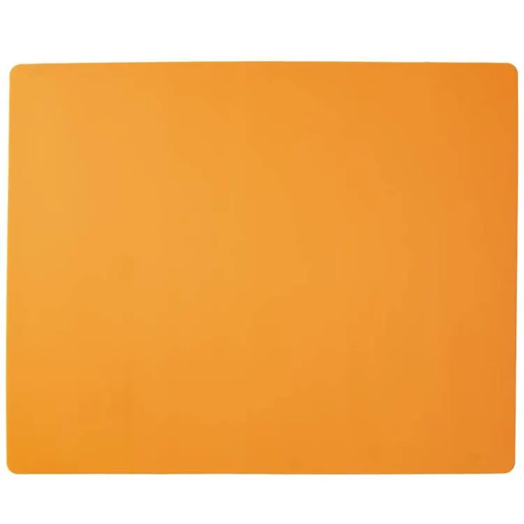 Silikonový vál Orion oranžový o rozměrech 60 x 50 cm na vyvalování těsta a fondánu