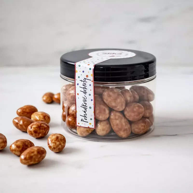 Kropenaté mandle v Tiramisu čokoládě od značky Alika, 300 g, vhodné na zdobení dortů a dezertů