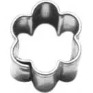 Mini vykrajovátko ve tvaru kytičky o velikosti 11x11 mm od značky Smolík na drobné vánoční cukroví