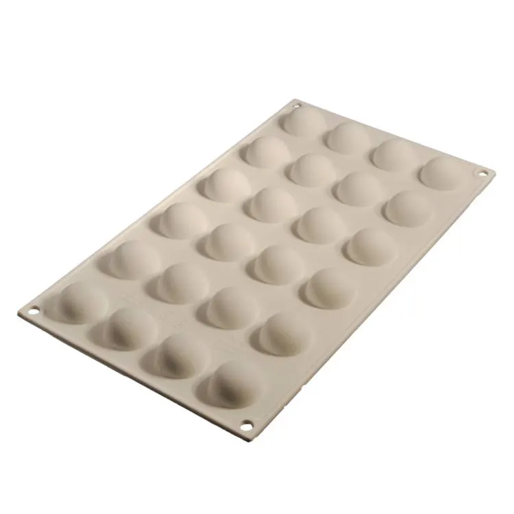 Silikonová forma Cesil s 24 polokoulemi o průměru 3 cm na dezerty, semifreddo a bavarois