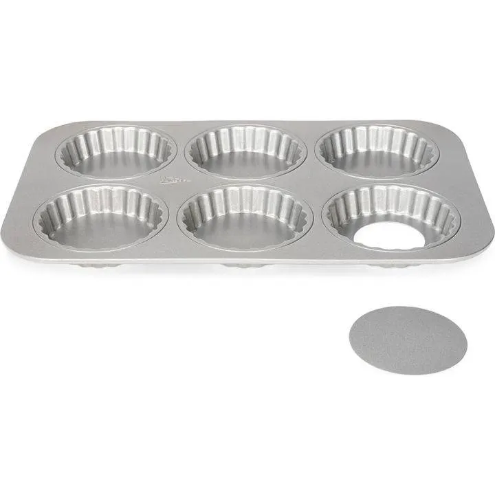 Forma na mini quiche s volným dnem o průměru 10 cm od značky Patisse pro pečení slaných i sladkých koláčků
