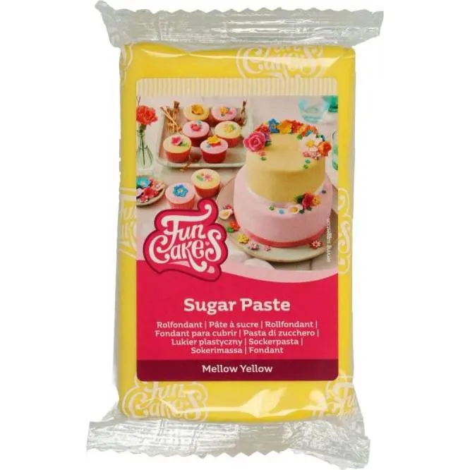 Žlutá potahovací hmota FunCakes s vanilkovou příchutí na potahování a zdobení dortů