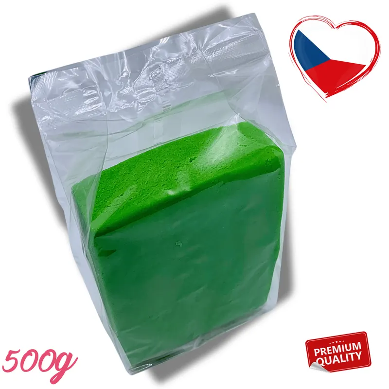 Zelený mandlový marcipán Frischmann na potahování dortů a modelování dekorací, balení 500 g