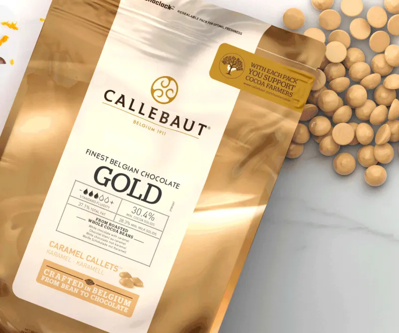Karamelová čokoláda Callebaut GOLD v balení 250 g určená k pečení a zdobení sladkostí