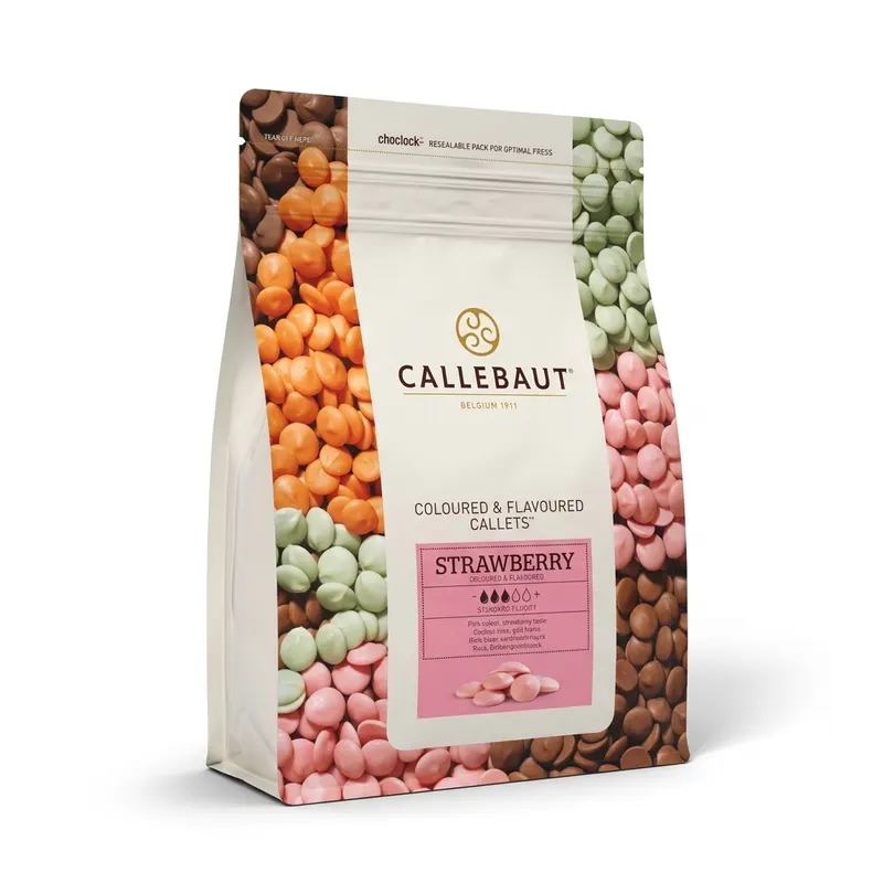 Jahodová bílá čokoláda Callebaut v balení 250 g pro pečení a zdobení cukrářských výrobků