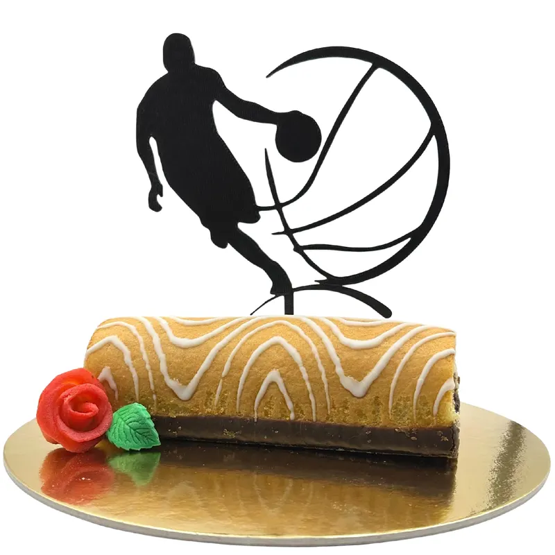 Dortová dekorace ve tvaru basketbalového míče z 3D tisku s plastovou vázičkou pro zápich na dort