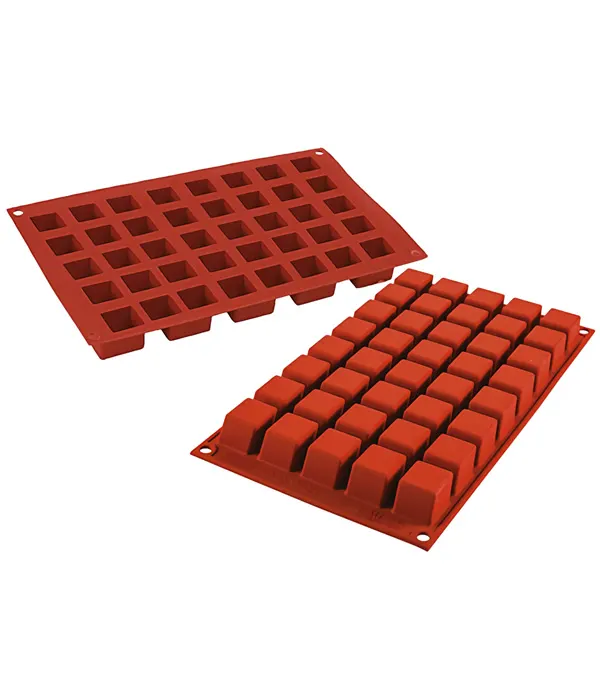 Silikonová forma se 40 kostkami 2,4 x 2,4 cm pro pečení a zdobení dezertů