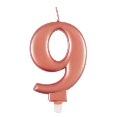 Dortová svíčka Unique v metalickém provedení barvy rose gold s číslicí 9 k zapíchnutí do dortu