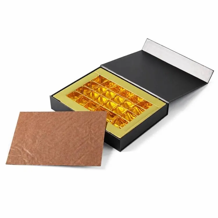 Krabička na 24 pralinek s magnetem černá, 27 x 20,5 x 4 cm