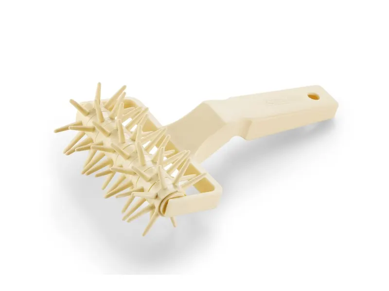 Ježek na propichování těsta z PVC, délka válečku 11,5 cm