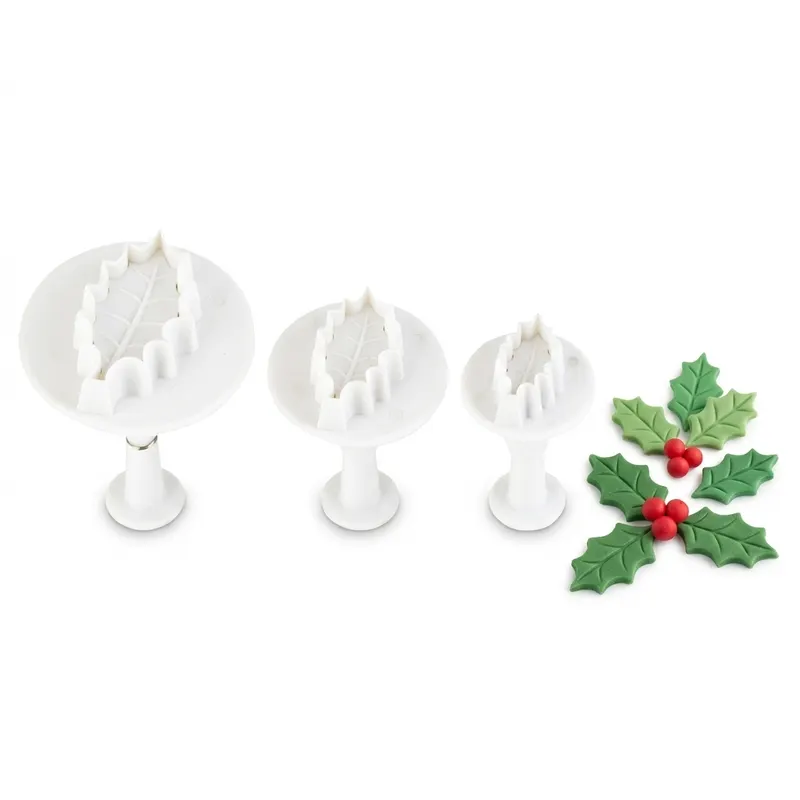 Plastová vykrajovátka cesmína s vytlačovačem, 3 ks, 3-4,5 cm