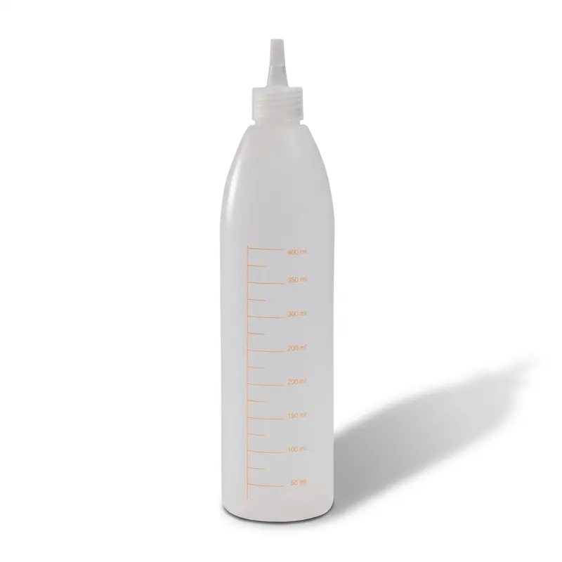 Plastový dávkovač a rozprašovač s hubicí a měrkou 500 ml