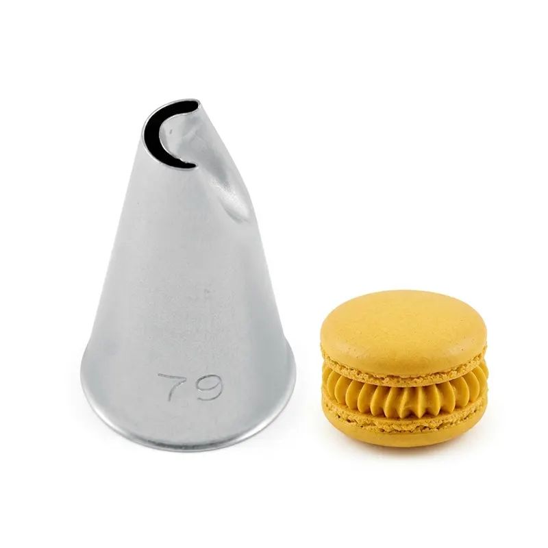 Zdobící špička nerez řezaná, průměr 1,8 cm, výška 2,8 cm