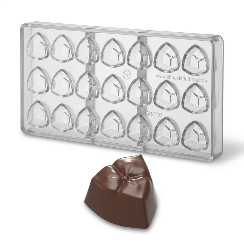 Forma na pralinky Mochi květ 9,5 g, 3x7 dutin, polykarbonát